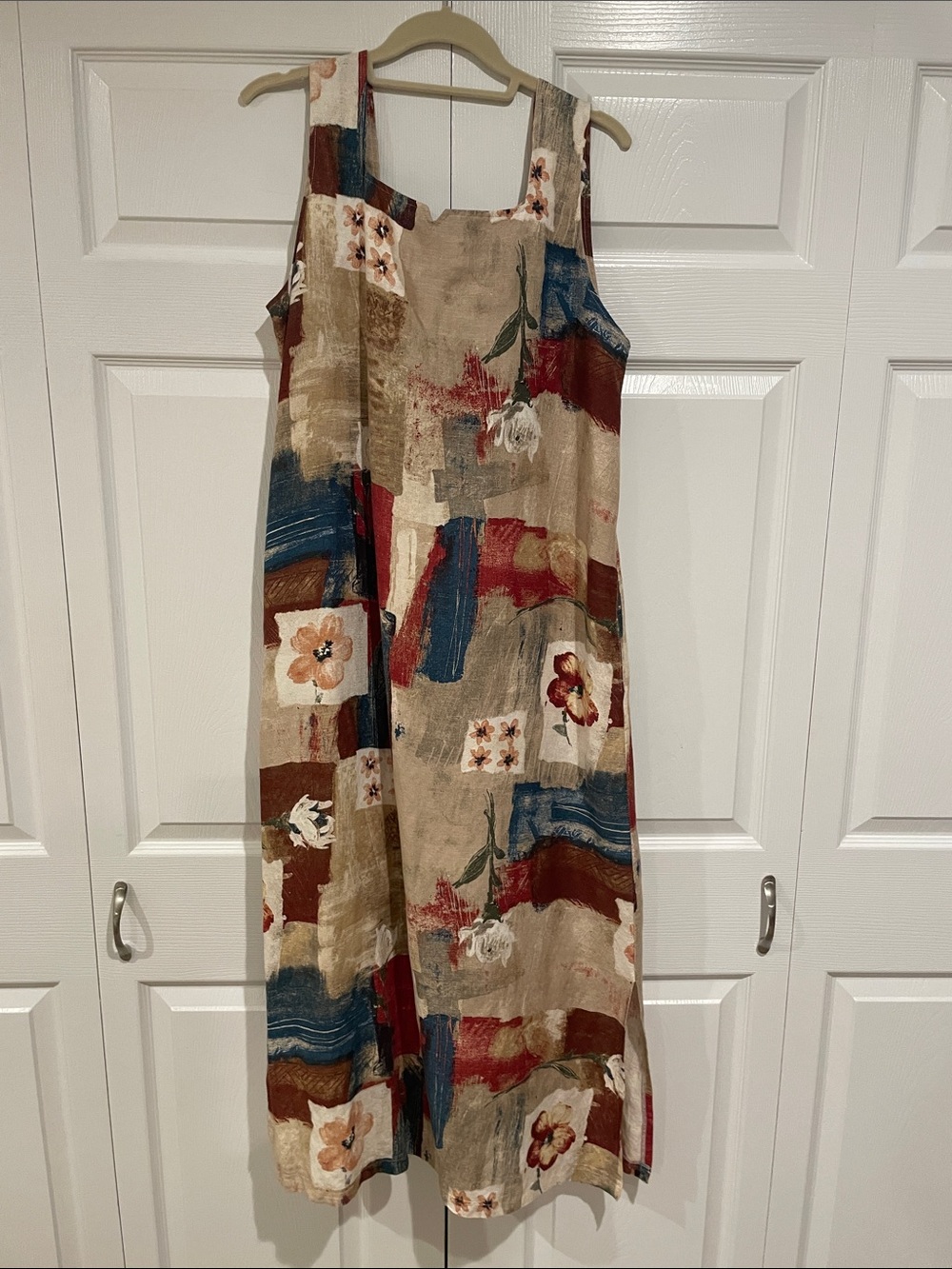 Sleeveless Floral Patchwork Maxi Dress in Beige and Red